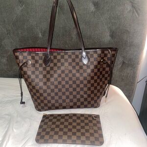 Louis Vuitton never full